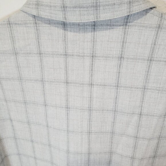 Babaton Graydon Gray Plaid Button-Up Shacket - Picture 8 of 9